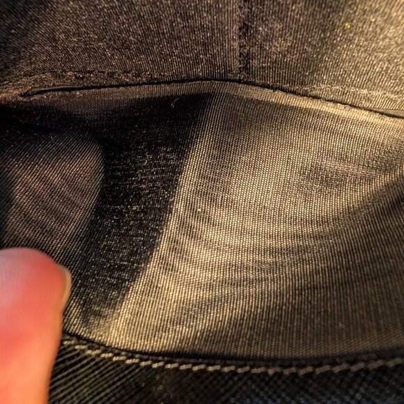 Authentic Prada Saffiano Zipper Wallet GUC - Picture 13 of 14